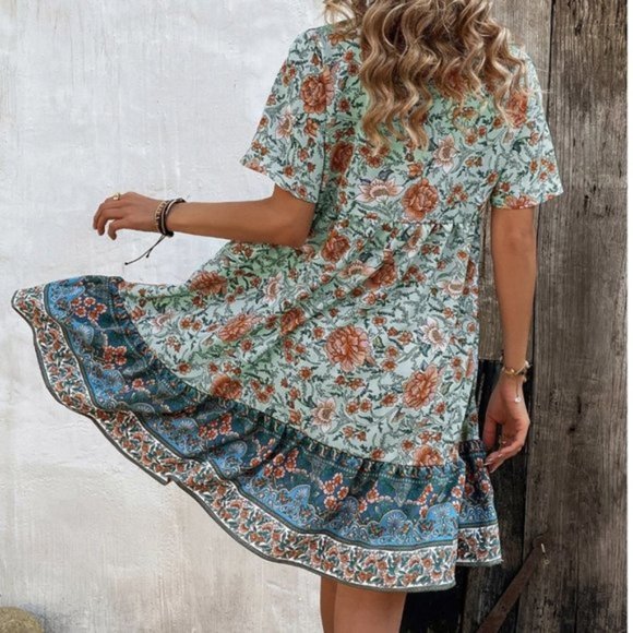 Boho Floral Print Smock Dress - Picture 2 of 6
